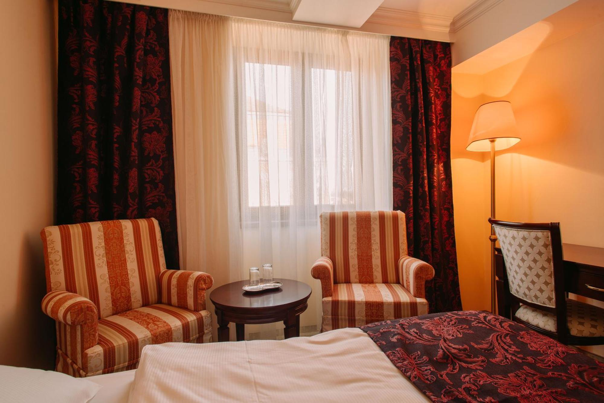 Hotel Grand Sole 4*