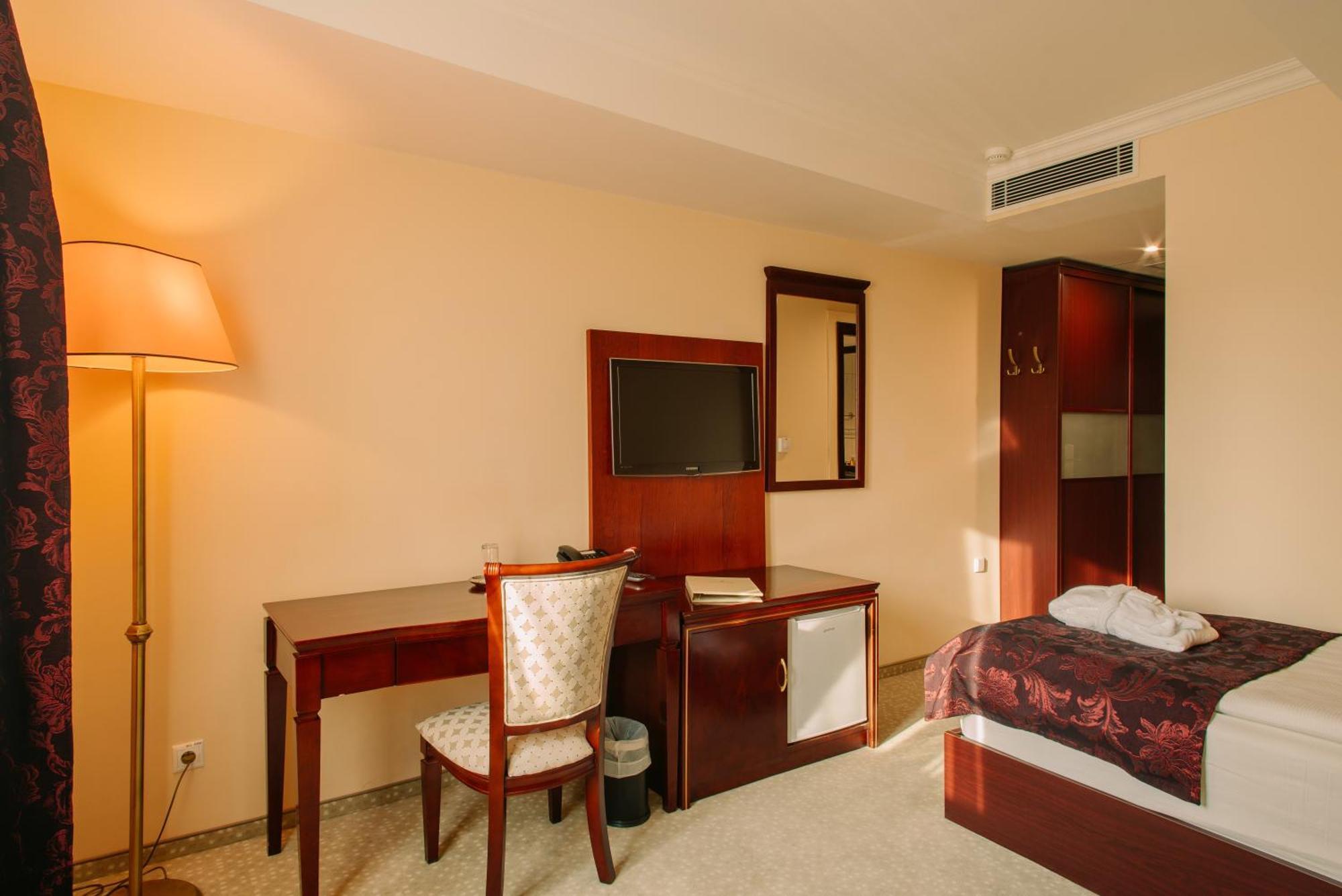 Grand Sole 4*